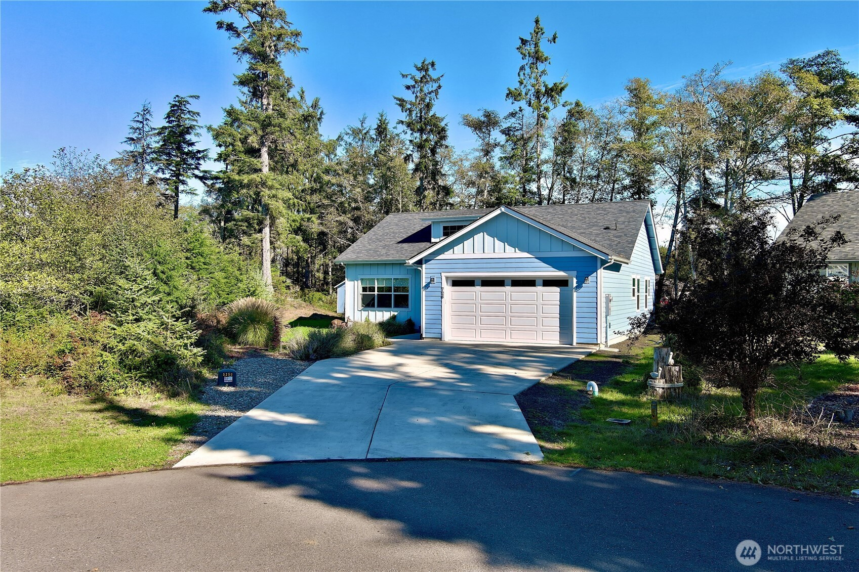 726 Trinity Court, Ocean Shores, WA 98569