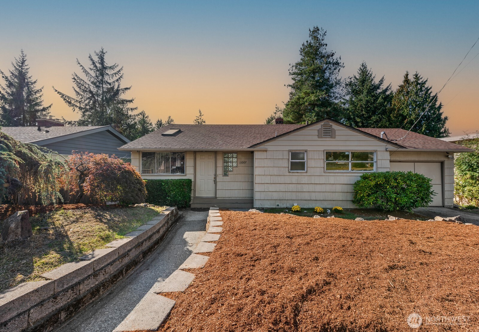 11007 2nd Avenue NW, Seattle, WA 98177