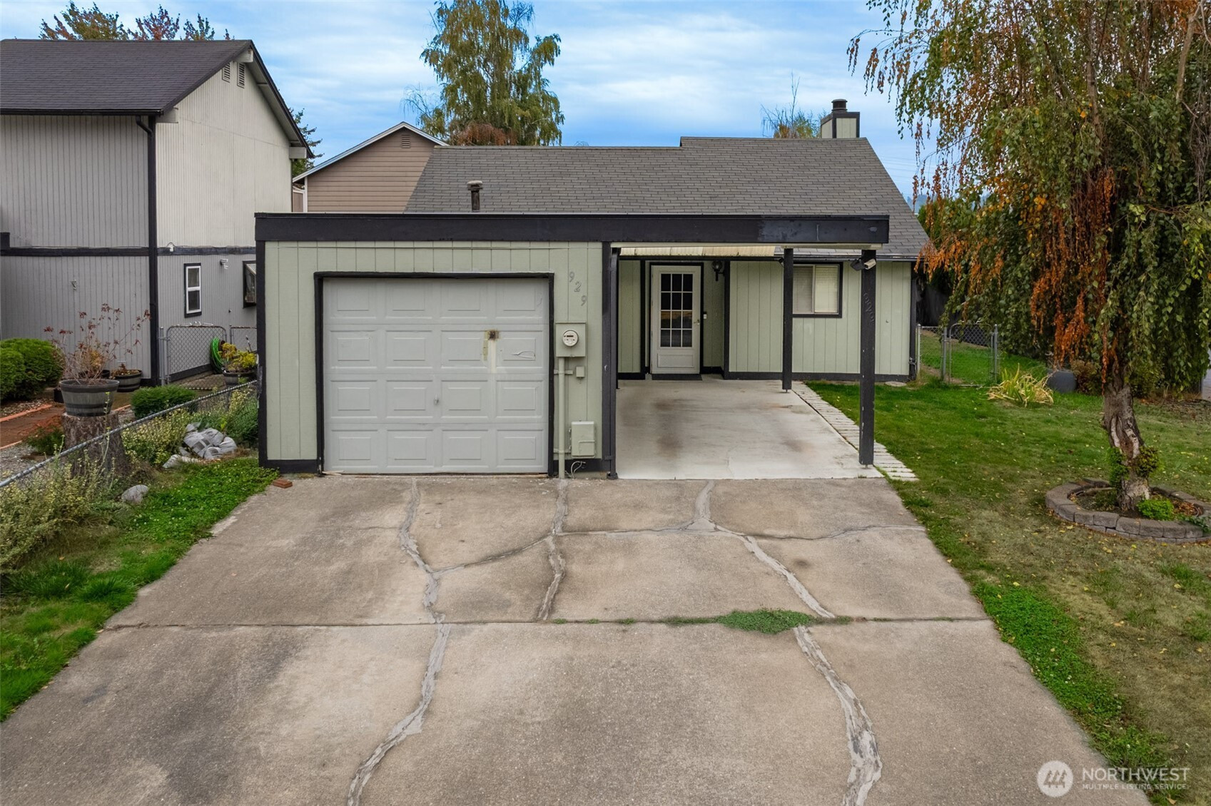 929 30th Street NE, Auburn, WA 98002