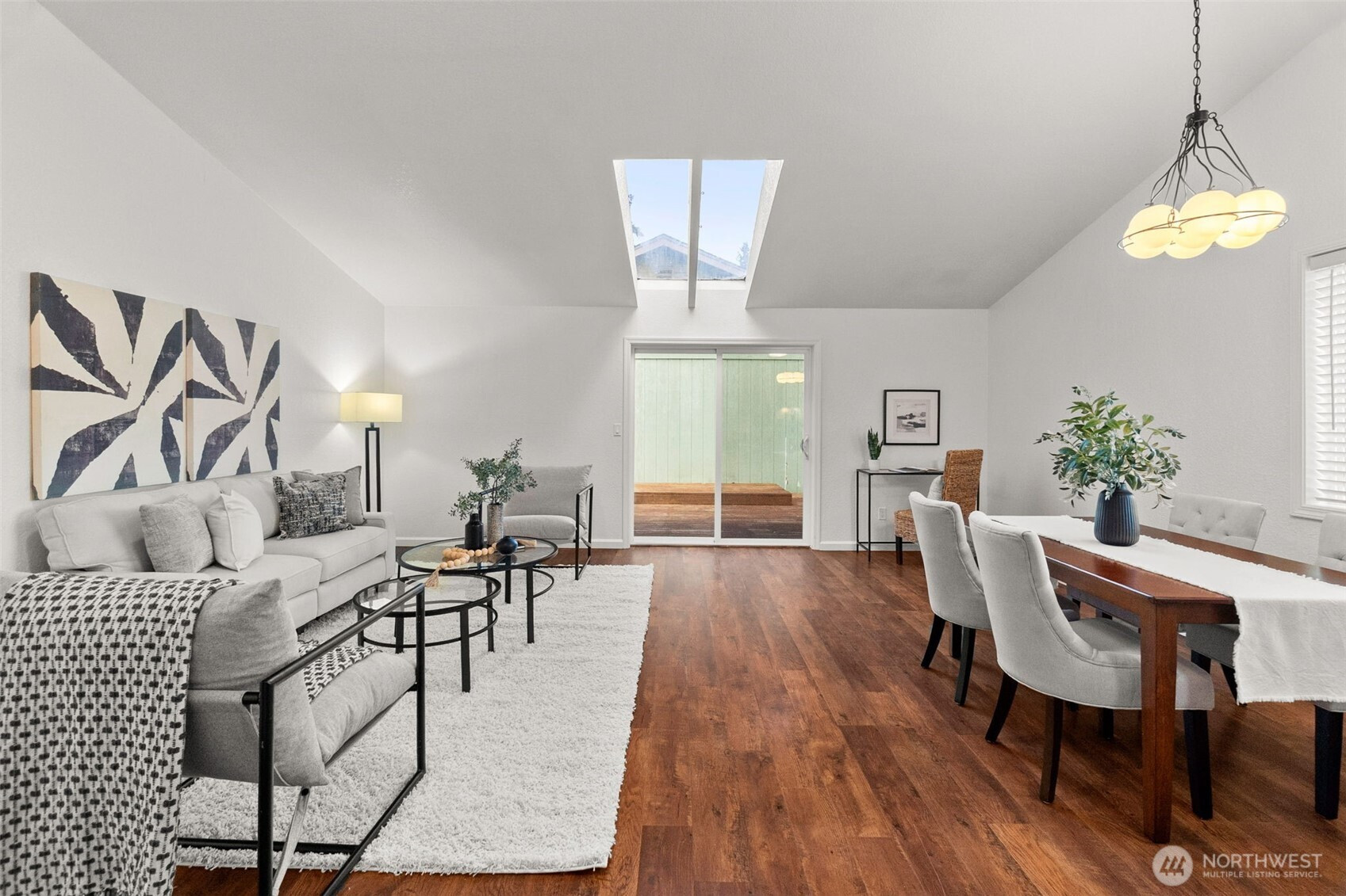 549 Malibu Drive NE, Lacey, WA 98503