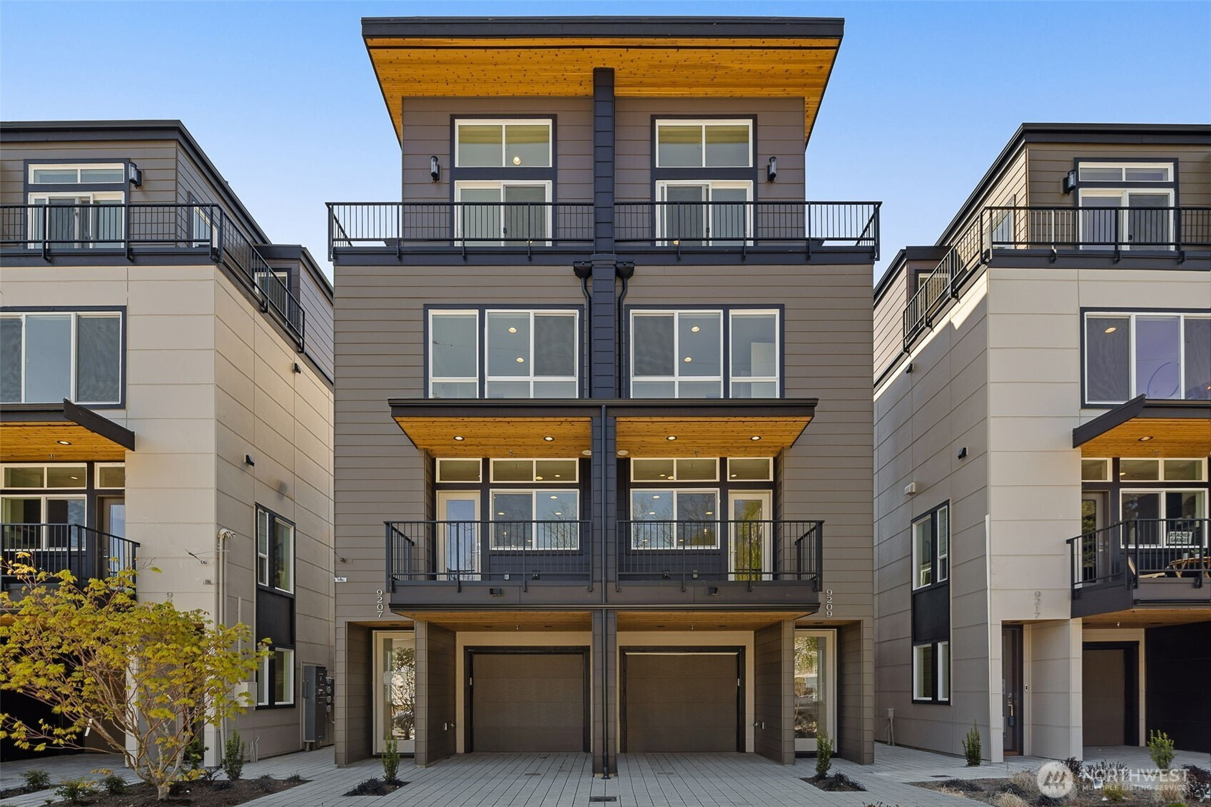 9211 D Densmore Avenue N, Seattle, WA 98103