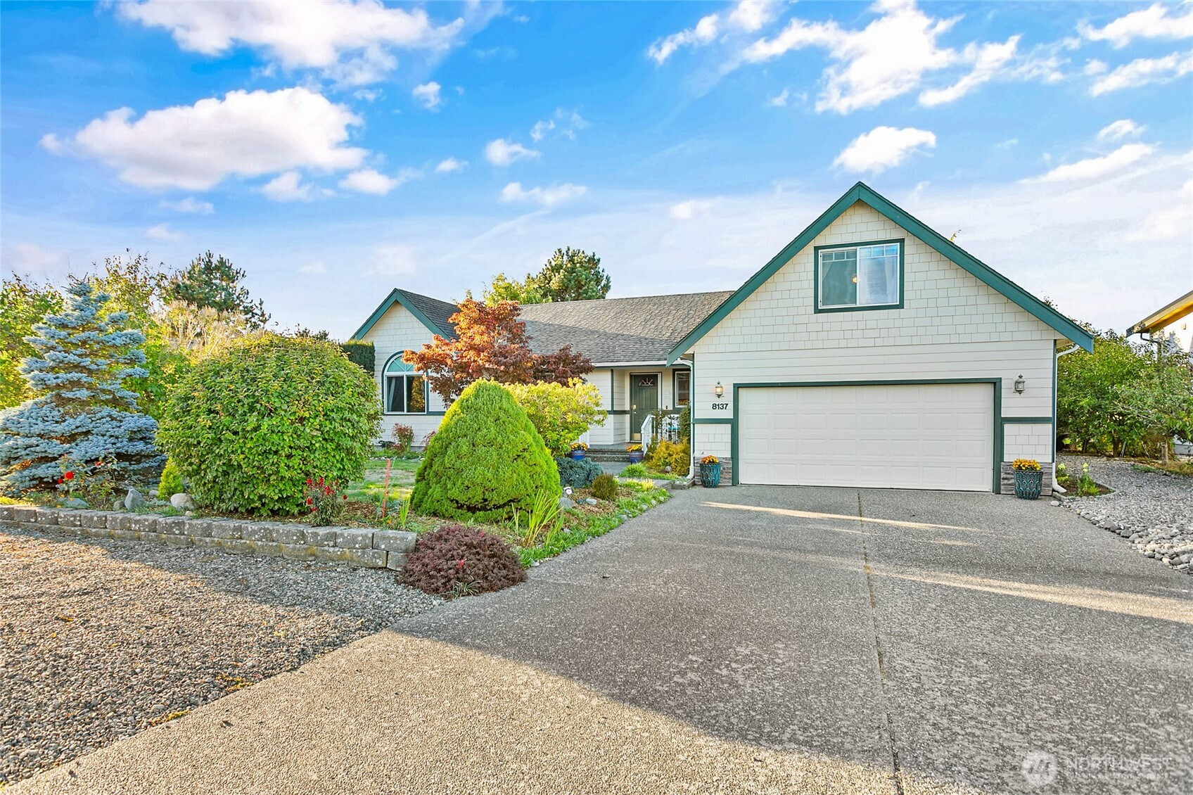 8137 Cowichan Road, Blaine, WA 98230
