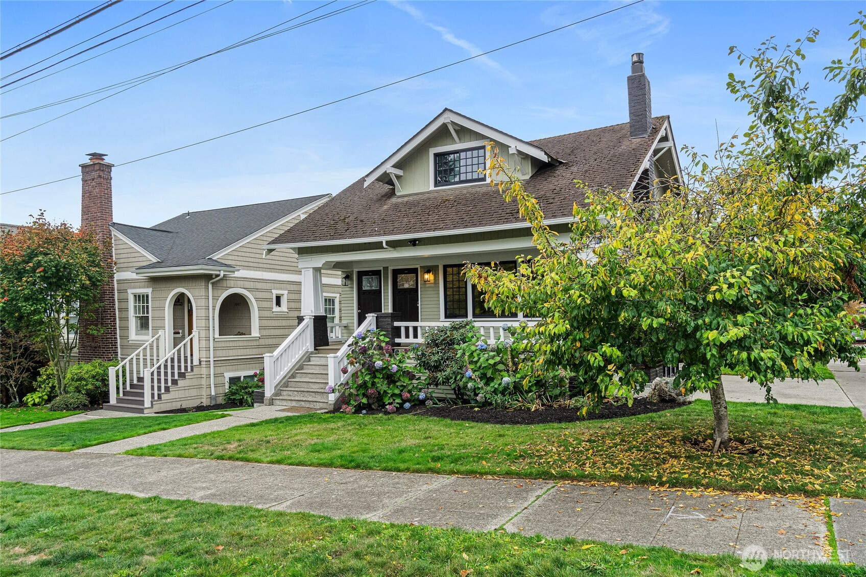 1001 N 49th Street, Seattle, WA 98103