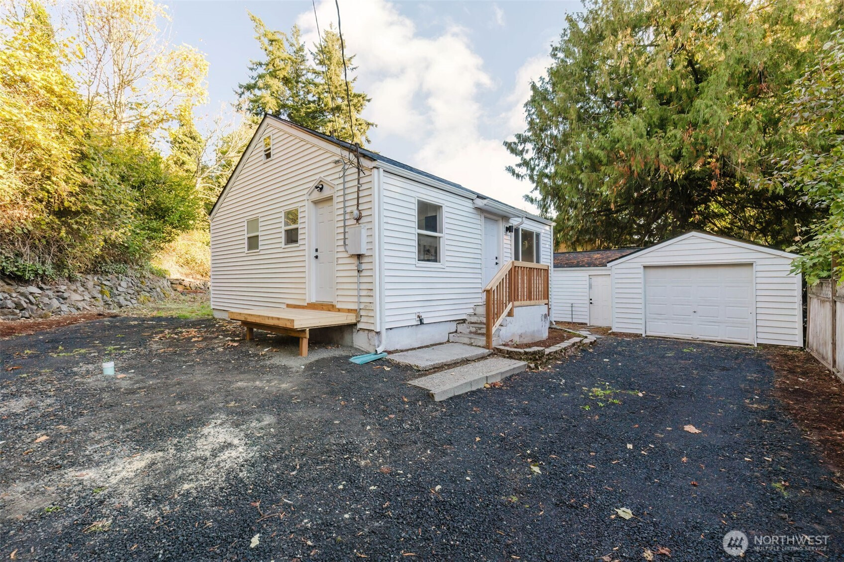 720 S Charleston Avenue, Bremerton, WA 98312