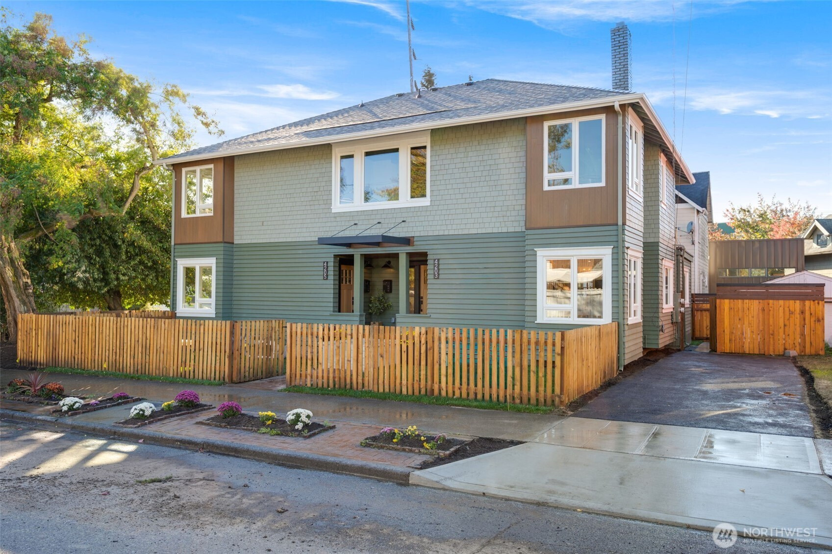 4203 5th Avenue NW, Seattle, WA 98107
