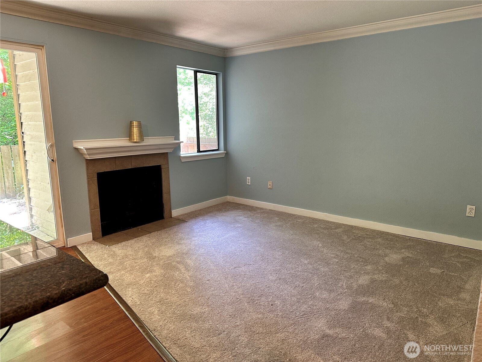 23453 16th Avenue S, Des Moines, WA 98198