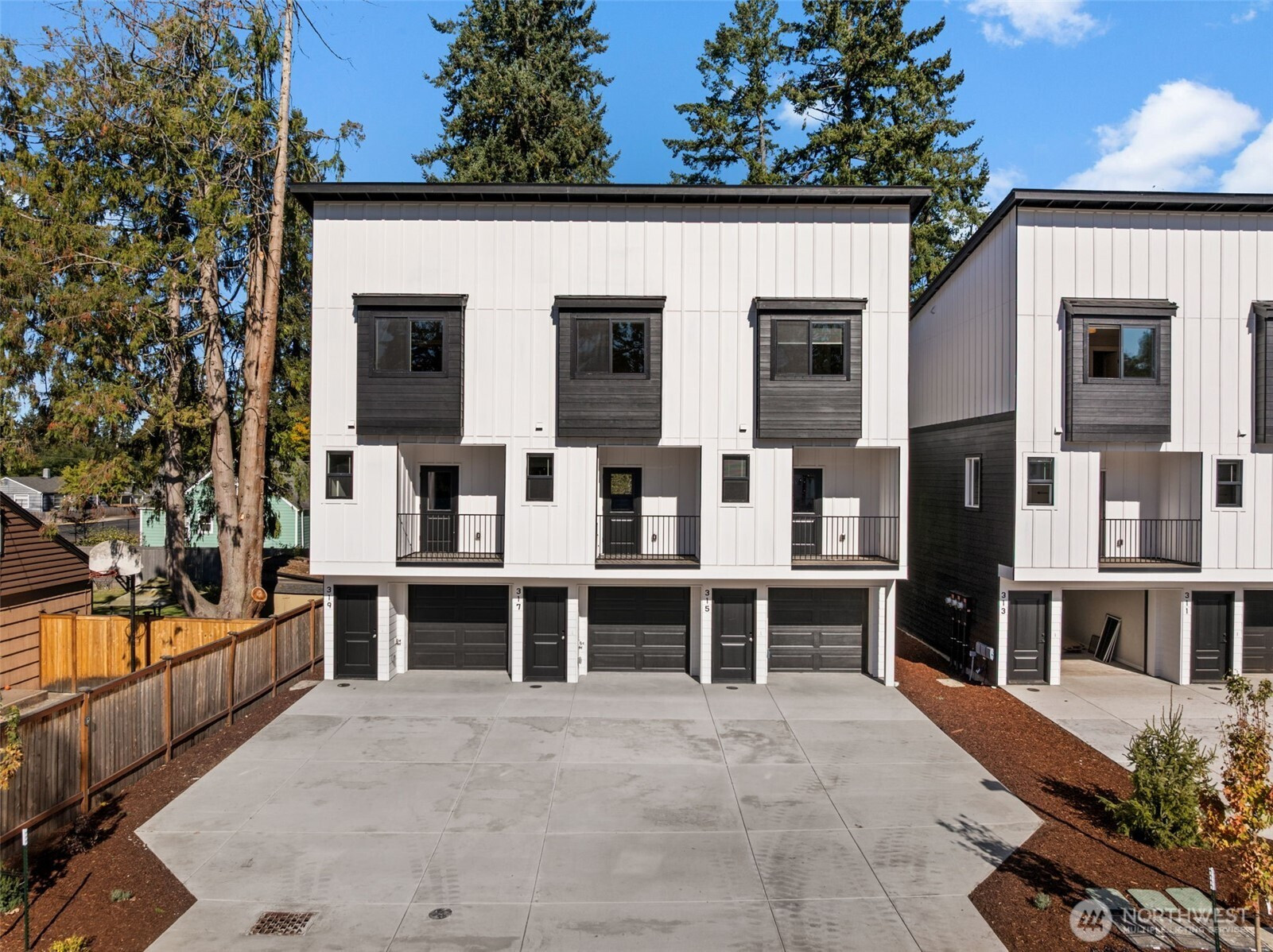 315 317,319 118th Street S, Tacoma, WA 98444