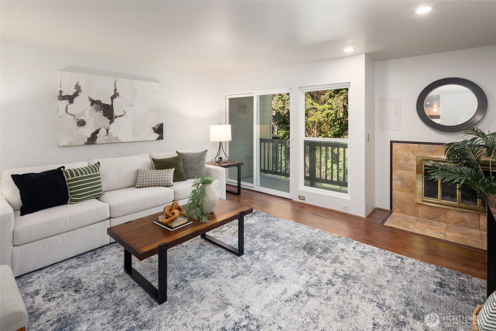 1900 N Northgate Way, Seattle, WA 98133