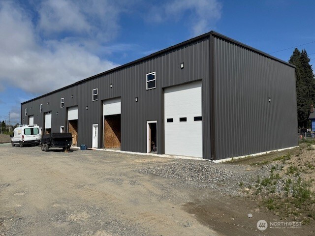 2001 Henson Road, Mount Vernon, WA 98273