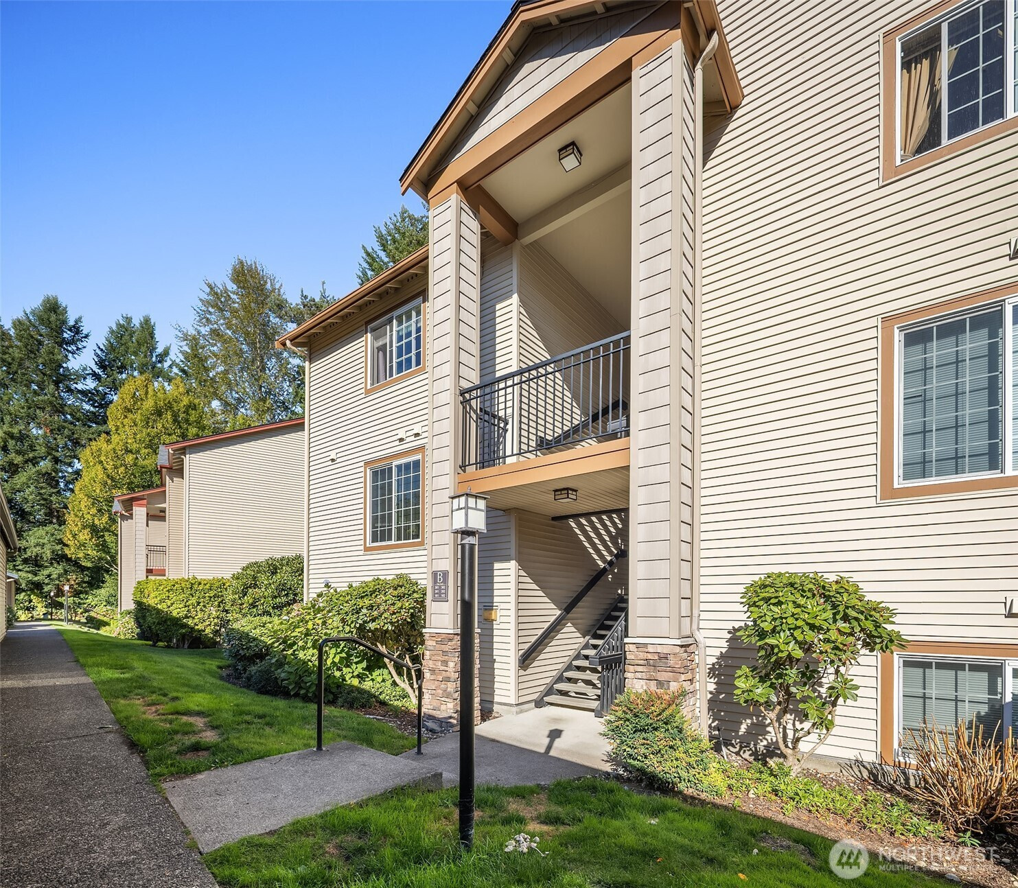 25025 SE Klahanie Boulevard, Issaquah, WA 98029