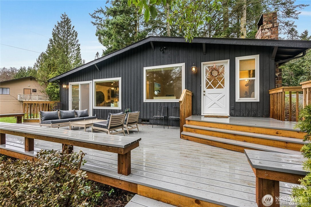 1465 Lake Drive, Camano Island, WA 98282