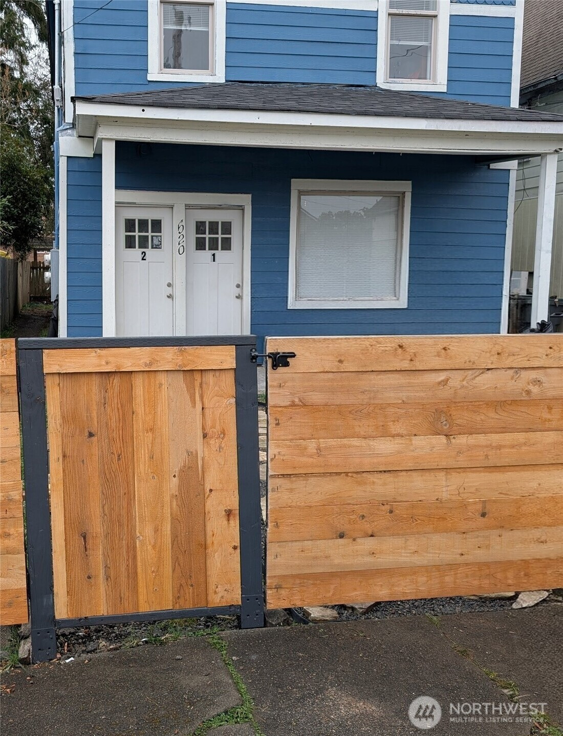 520 9th Street, Hoquiam, WA 98550