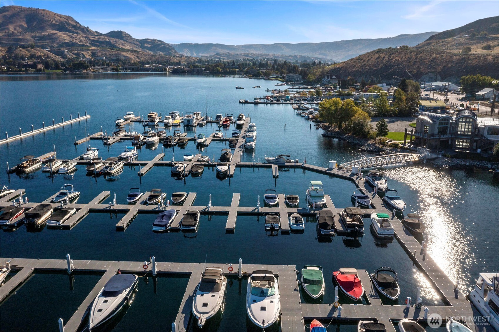 1350 Woodin Avenue, Chelan, WA 98816