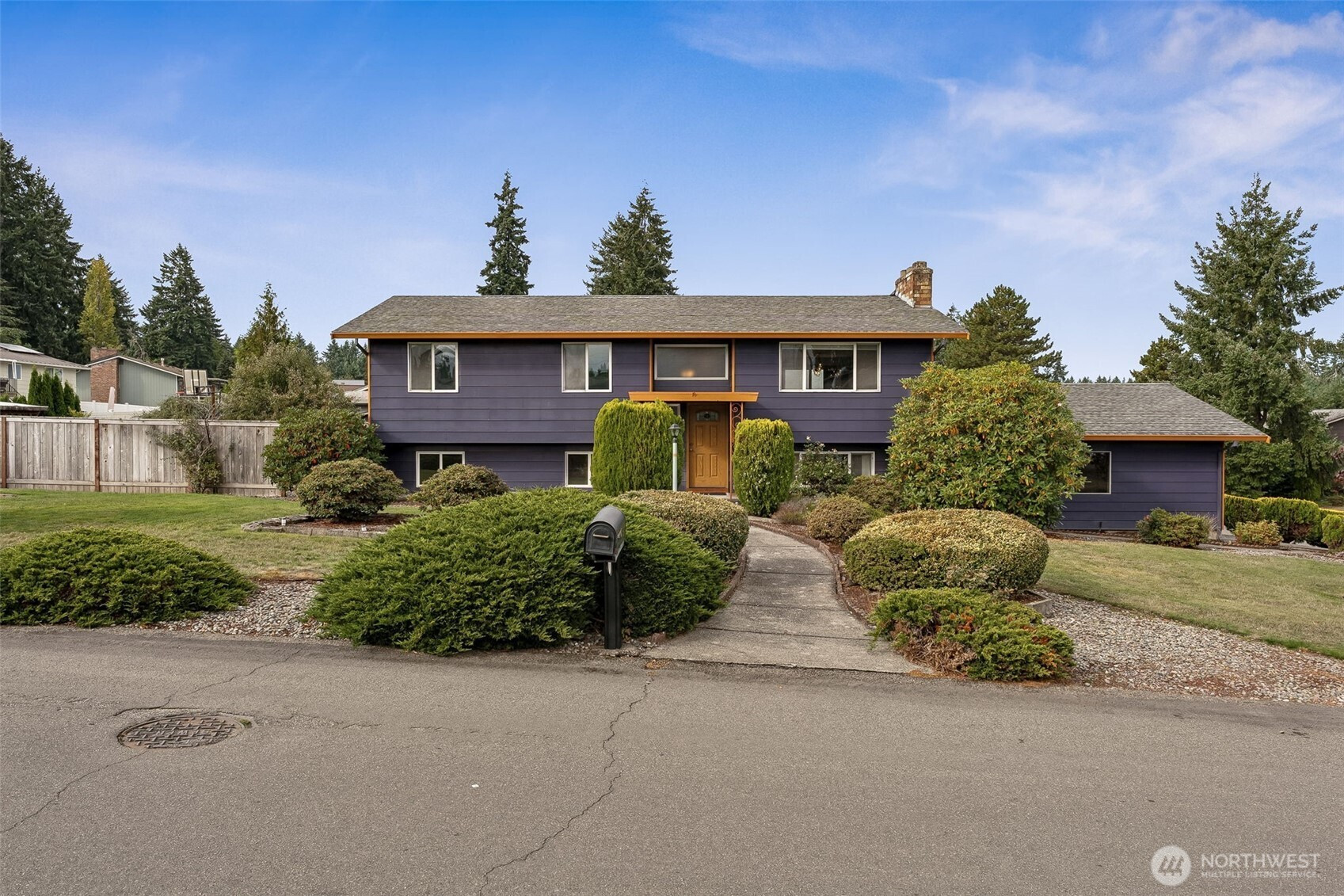 10014 108th Avenue SW, Tacoma, WA 98498