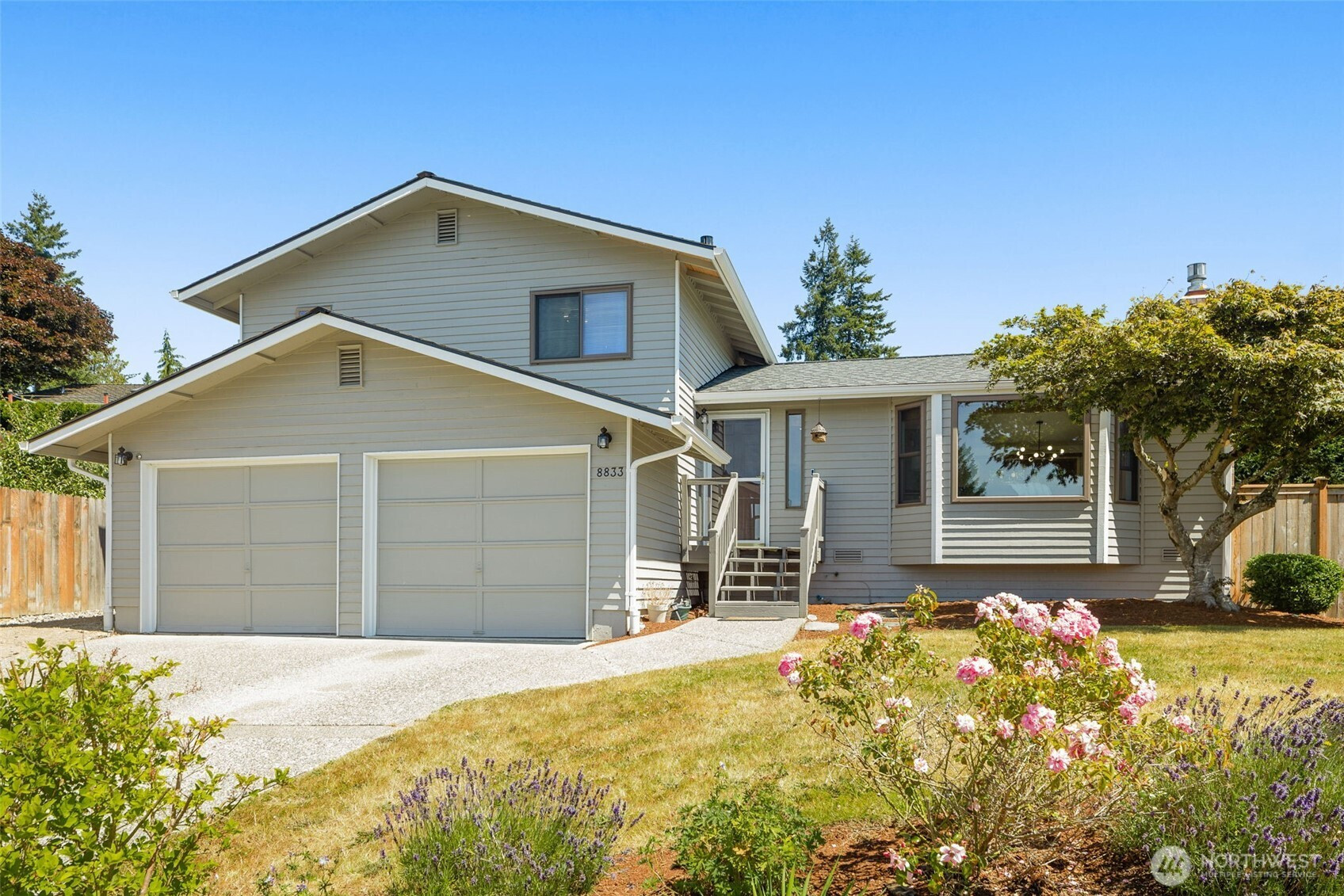 8833 47th Place W, Mukilteo, WA 98275