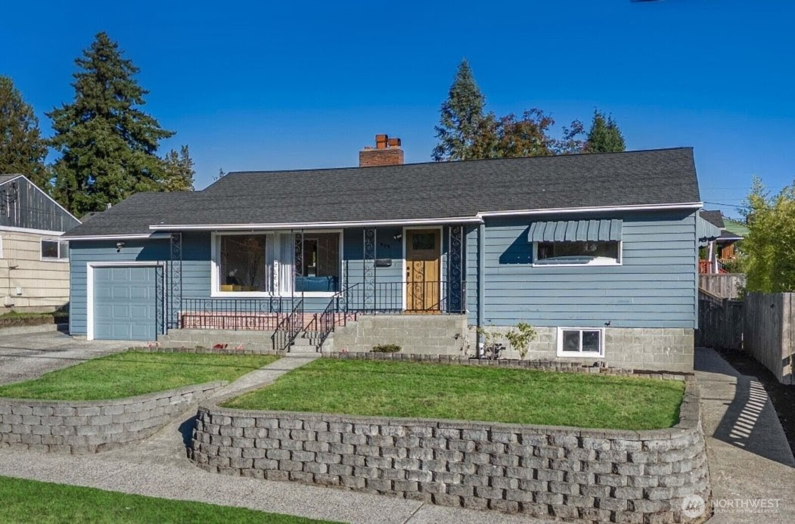 909 N Huson Street, Tacoma, WA 98406