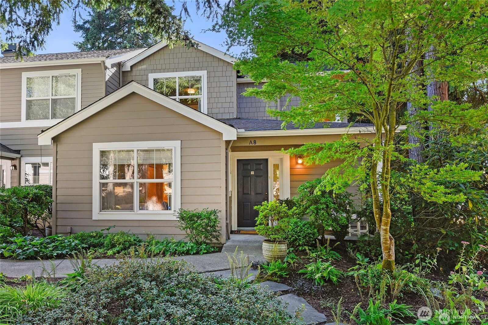 1250 Weaver Road NW, Bainbridge Island, WA 98110