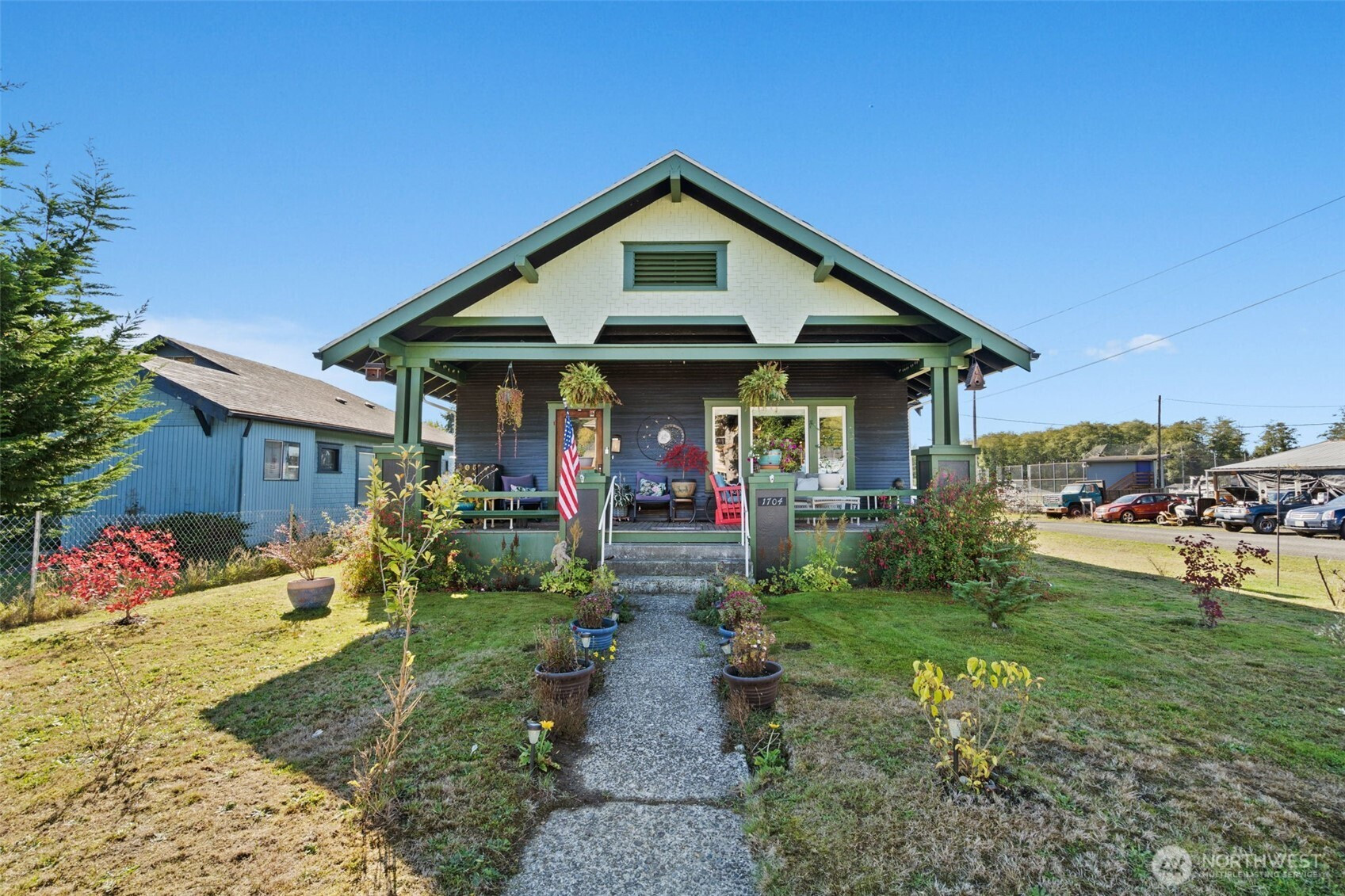 1704 Park Avenue, Raymond, WA 98577