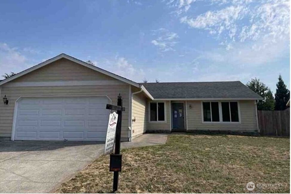 307 E Valley Street Dr, Yacolt, WA 98675