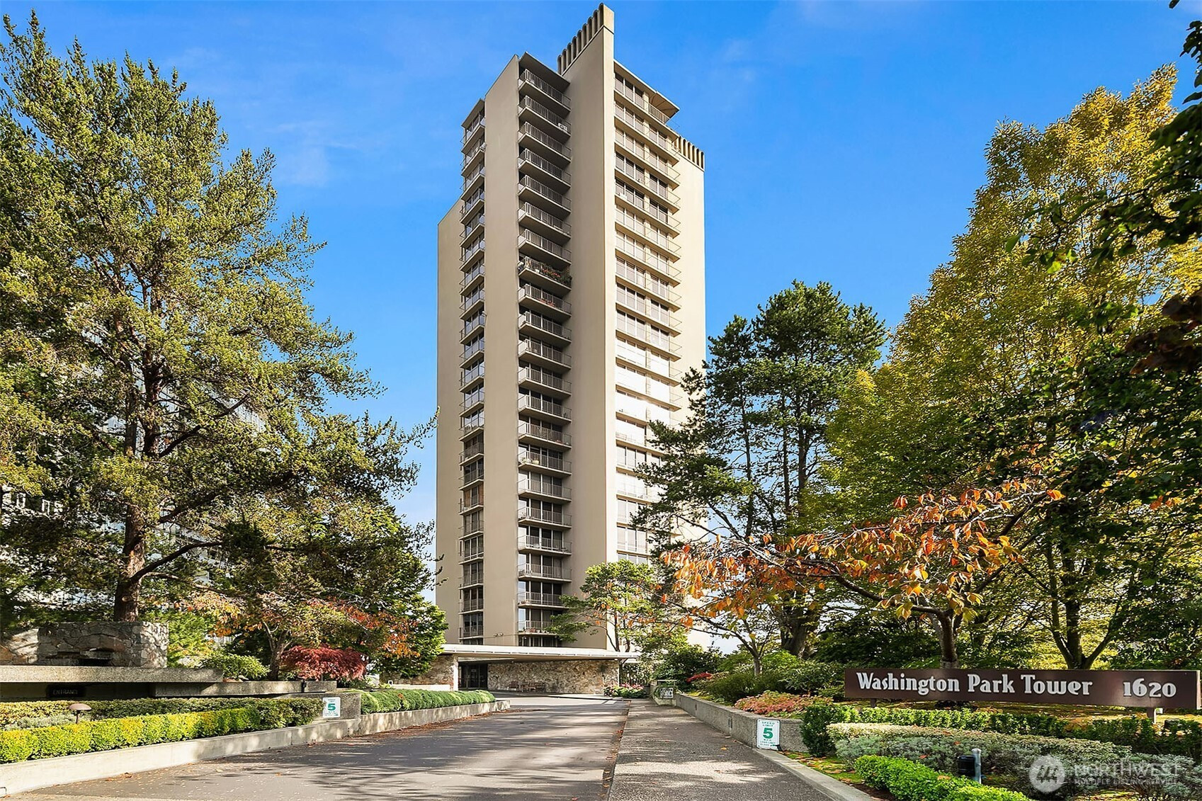 1620 43rd Avenue E, Seattle, WA 98112
