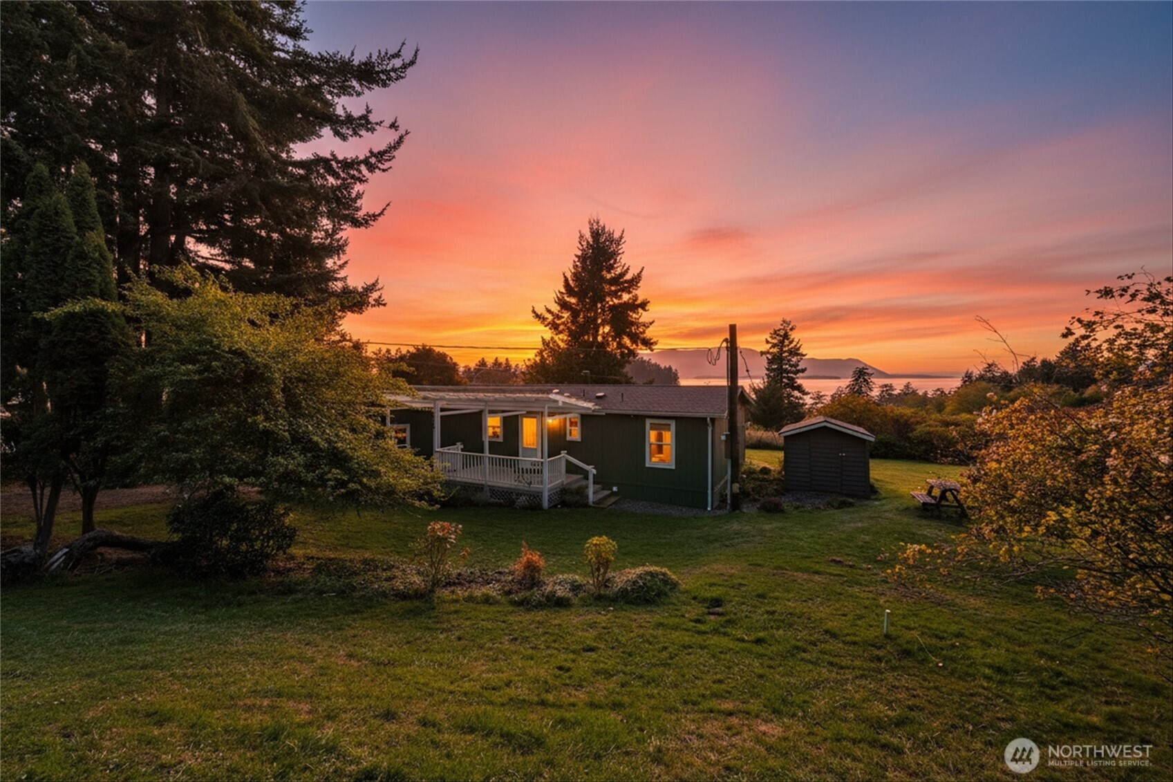 2061 Granger Way, Lummi Island, WA 98262