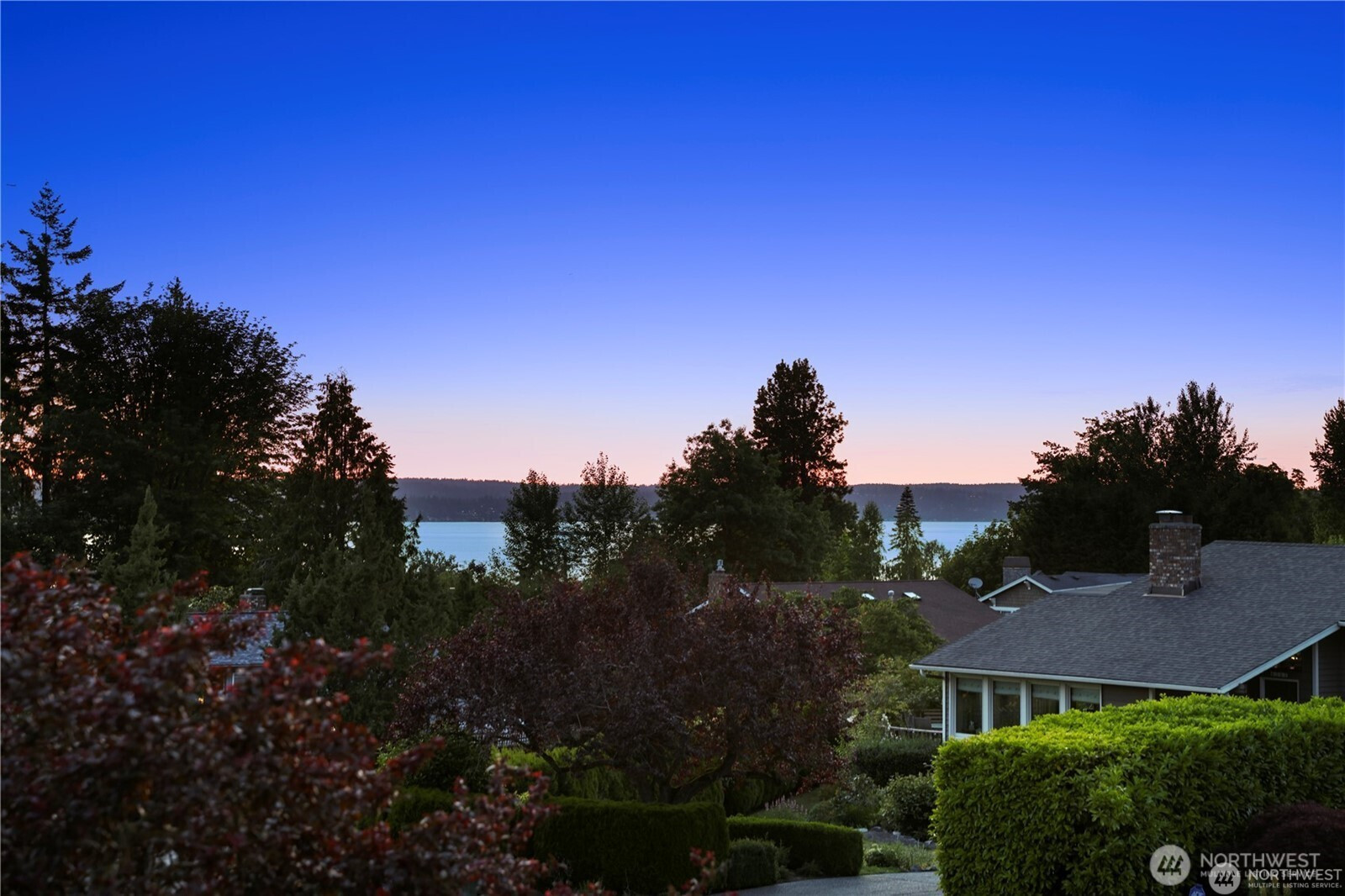6210 105th Avenue NE, Kirkland, WA 98033