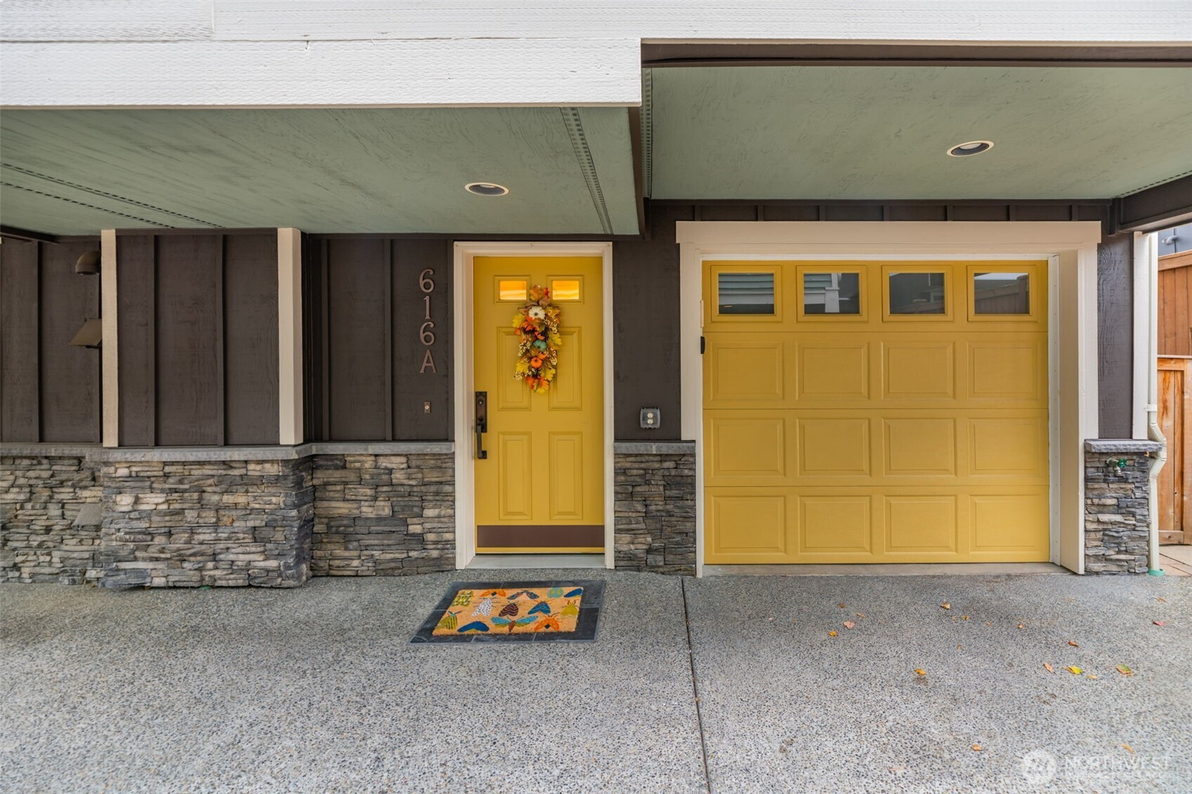 616 N 45th Street, Seattle, WA 98103