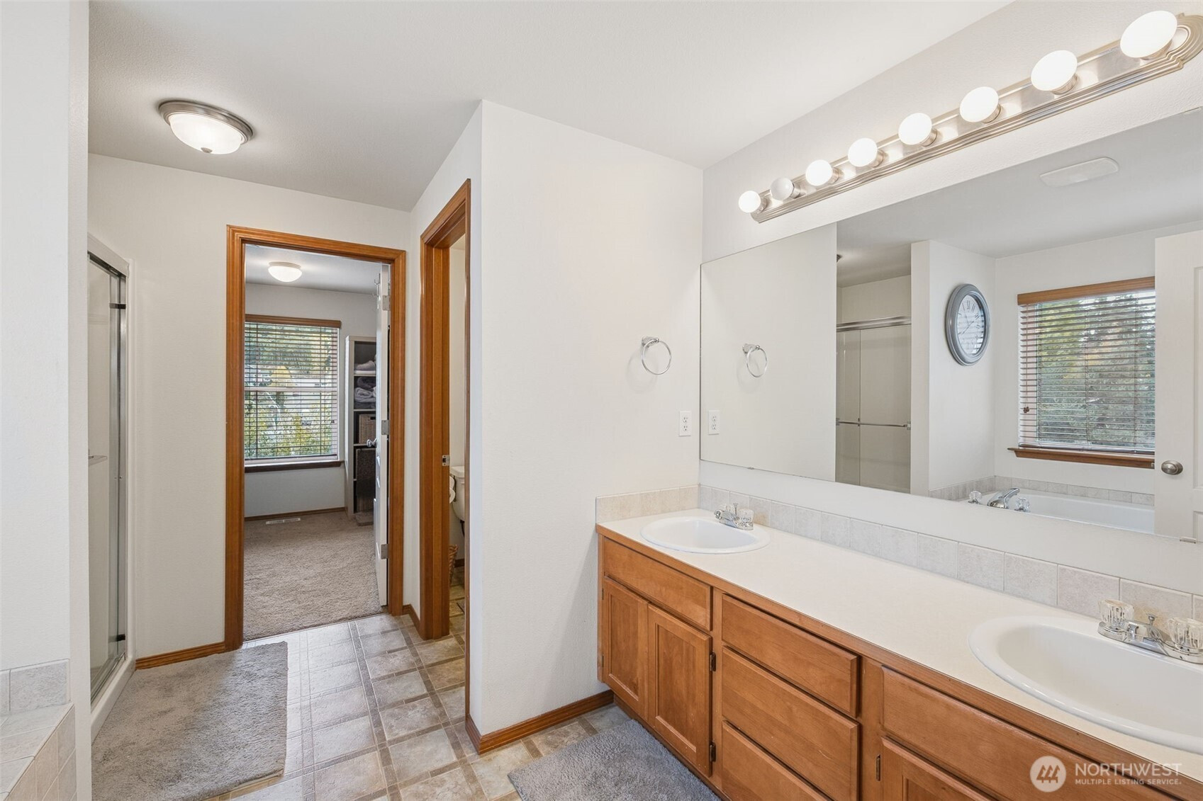 222 Easton Avenue W, Eatonville, WA 98328