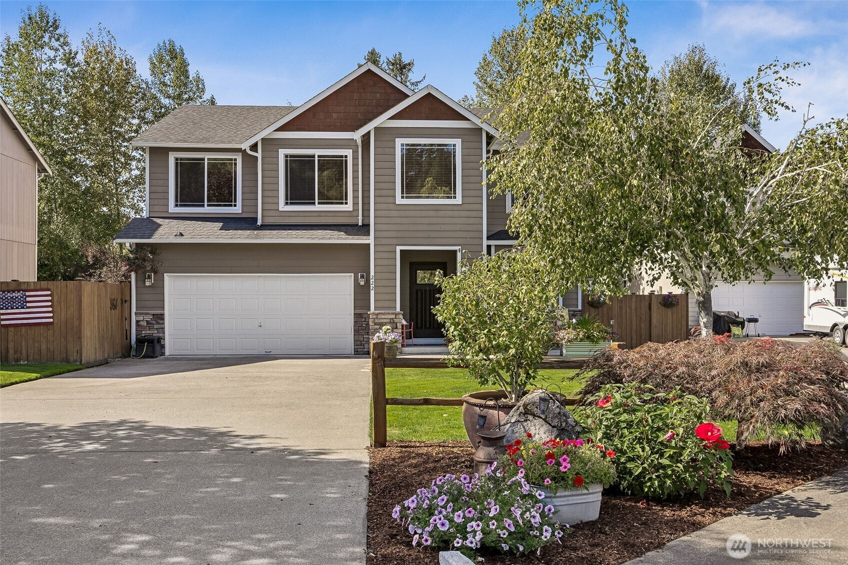 222 Easton Avenue W, Eatonville, WA 98328