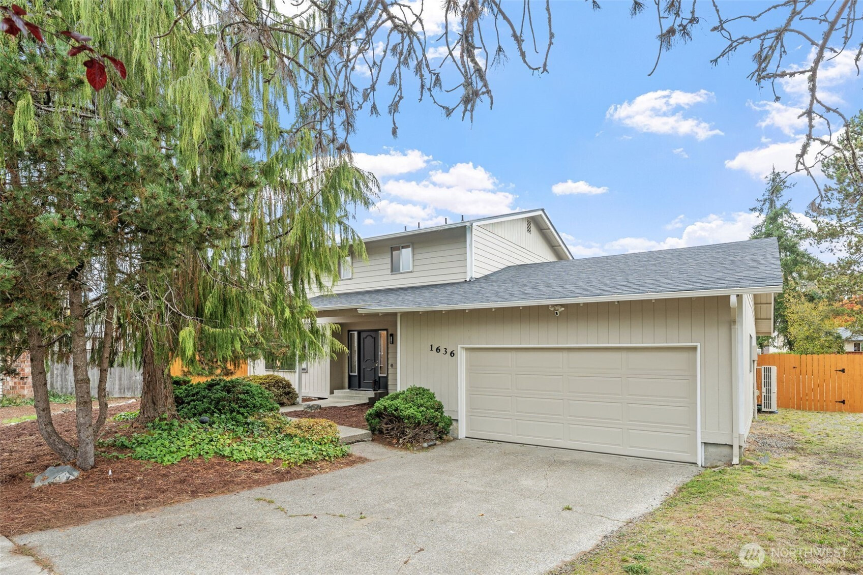 1636 Jefferson Court SE, Renton, WA 98058