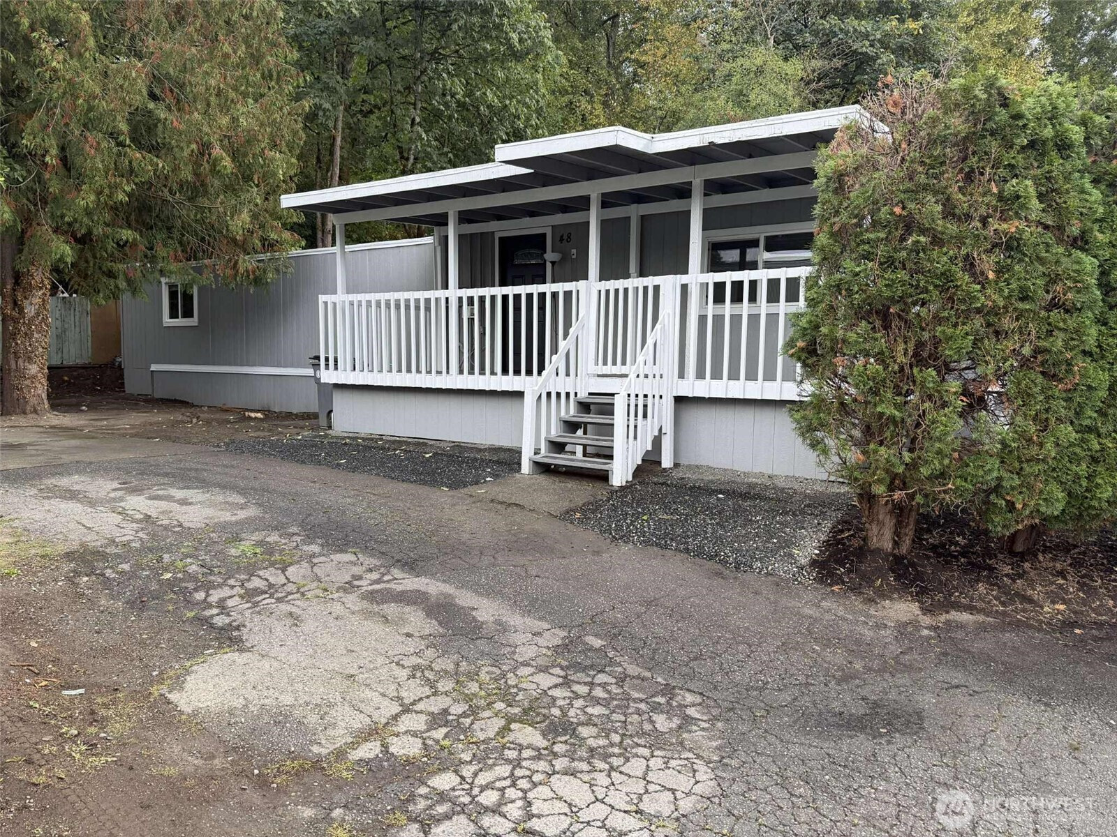 11510 E Riverside Drive, Bothell, WA 98011