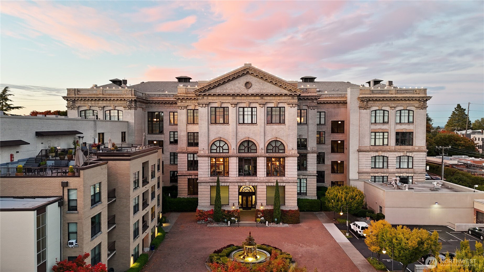 201 Galer Street, Seattle, WA 98109