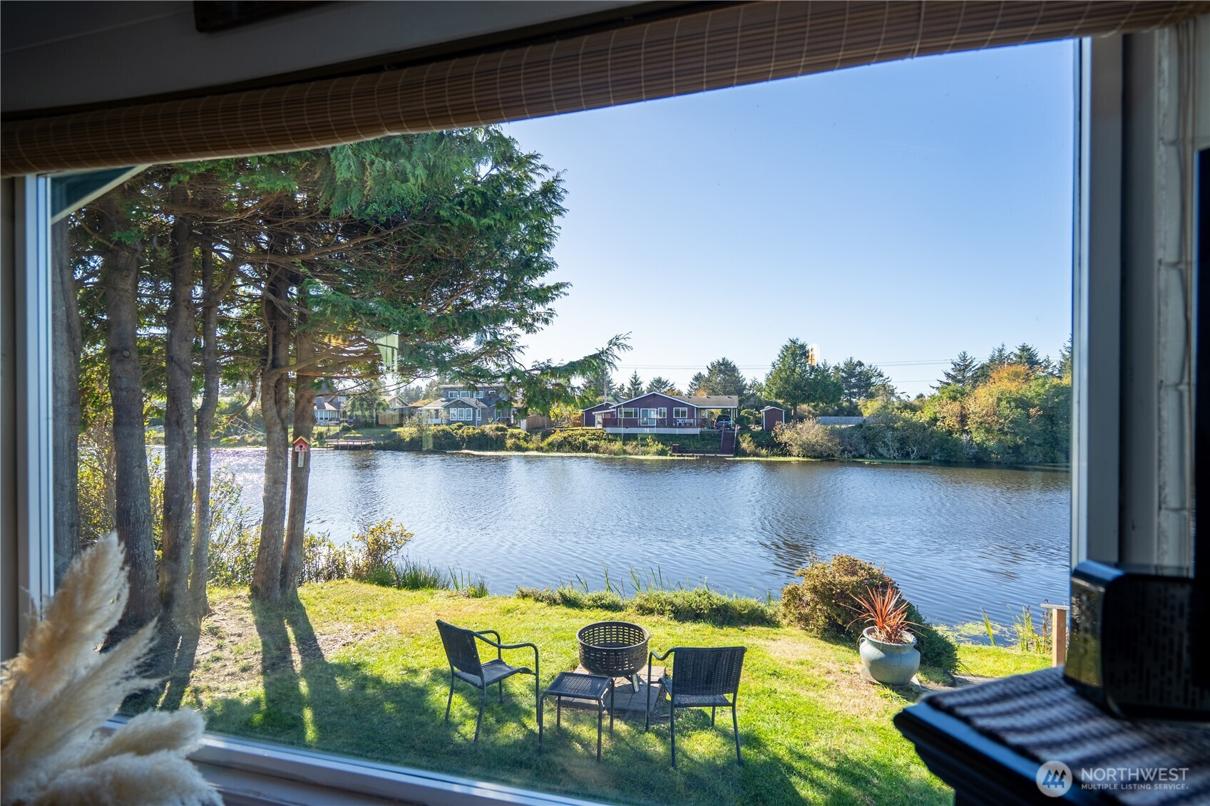 213 Canal Drive NE, Ocean Shores, WA 98569
