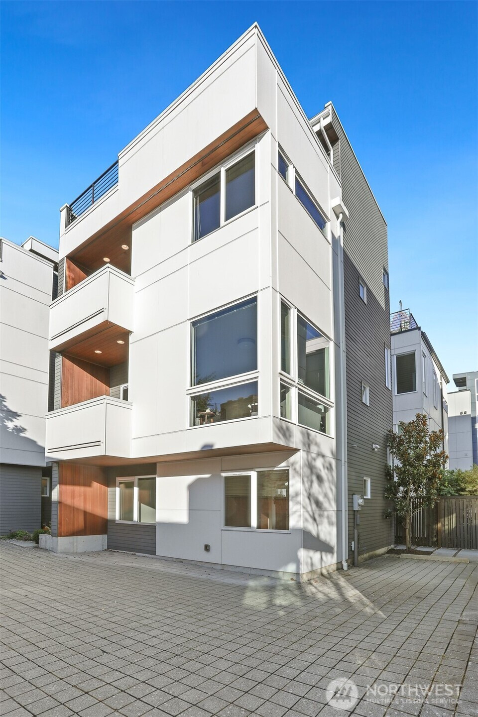 2426 B NW 64th, Seattle, WA 98107