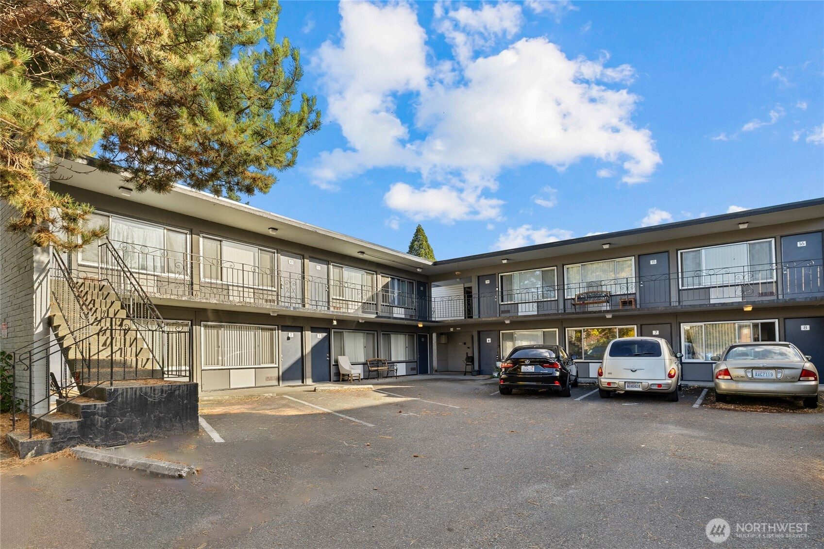 801 NW 54th Street, Seattle, WA 98107