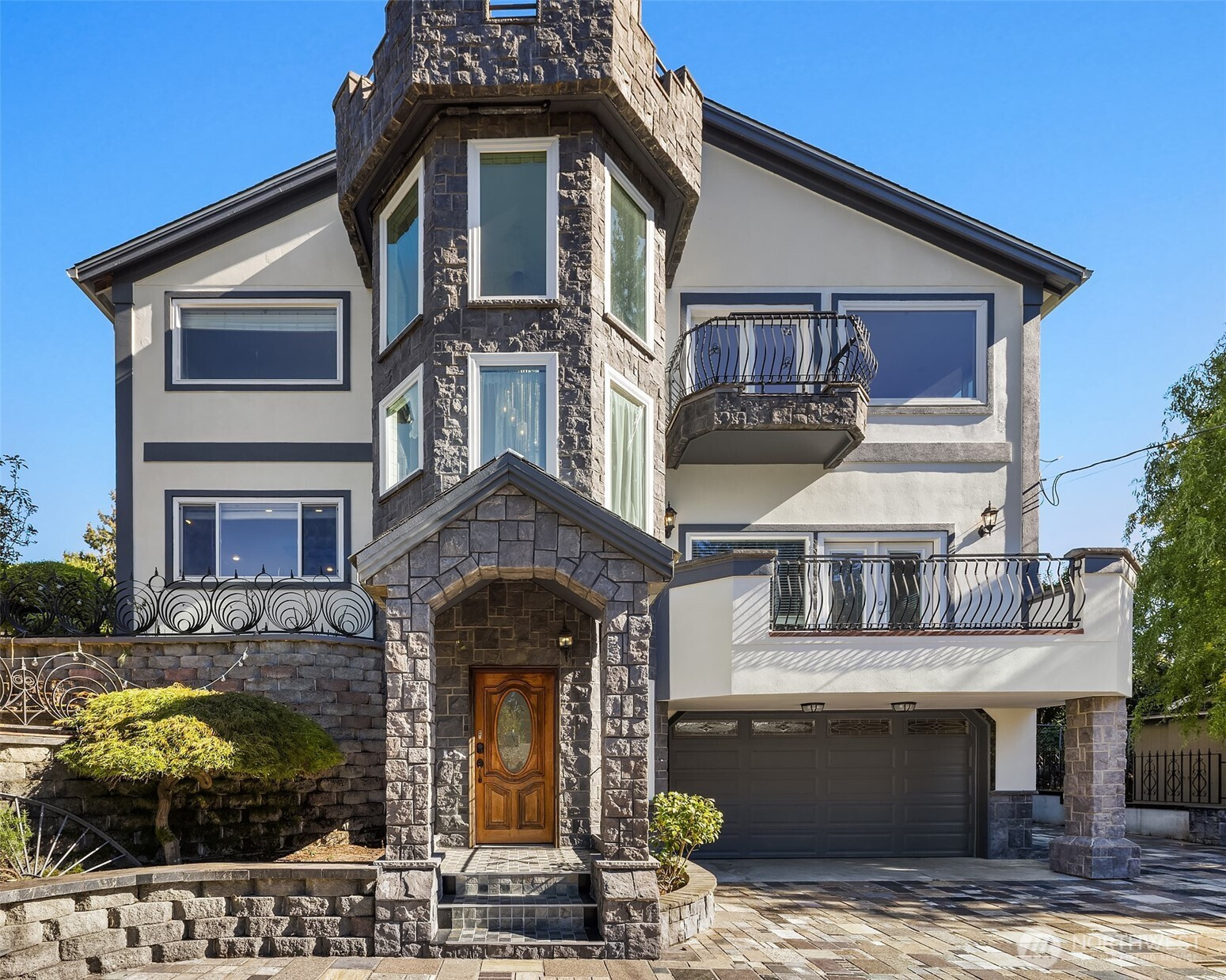 11906 23rd Avenue SW, Burien, WA 98146