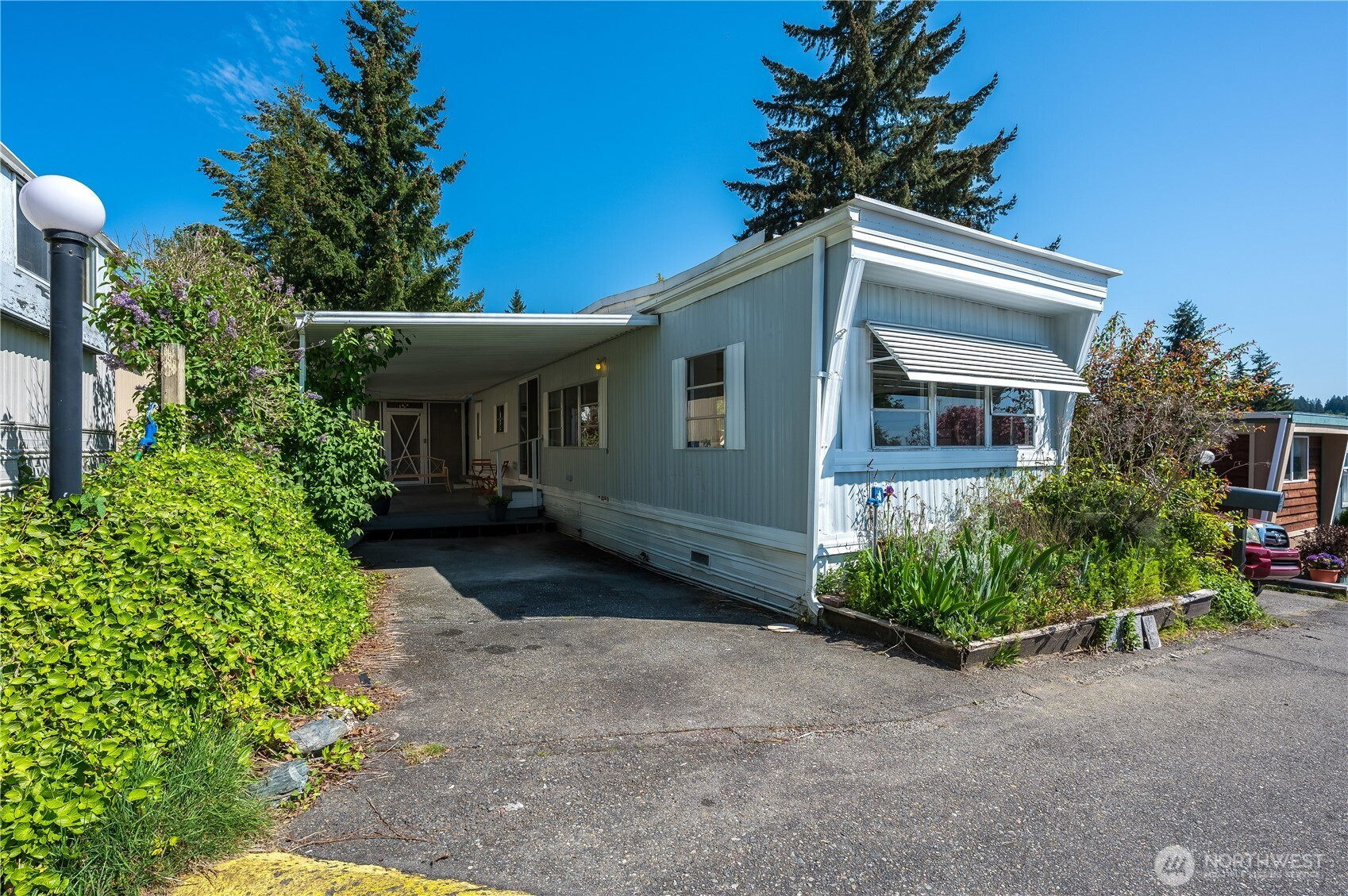 23708 Locust Way, Bothell, WA 98102