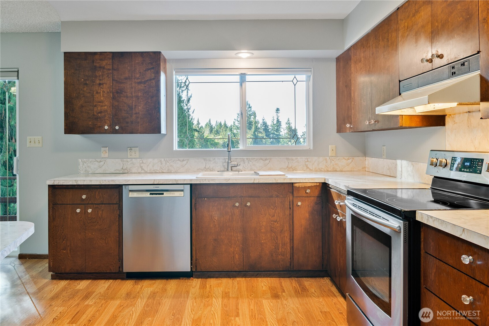 2012 Sunrise, Kelso, WA 98626