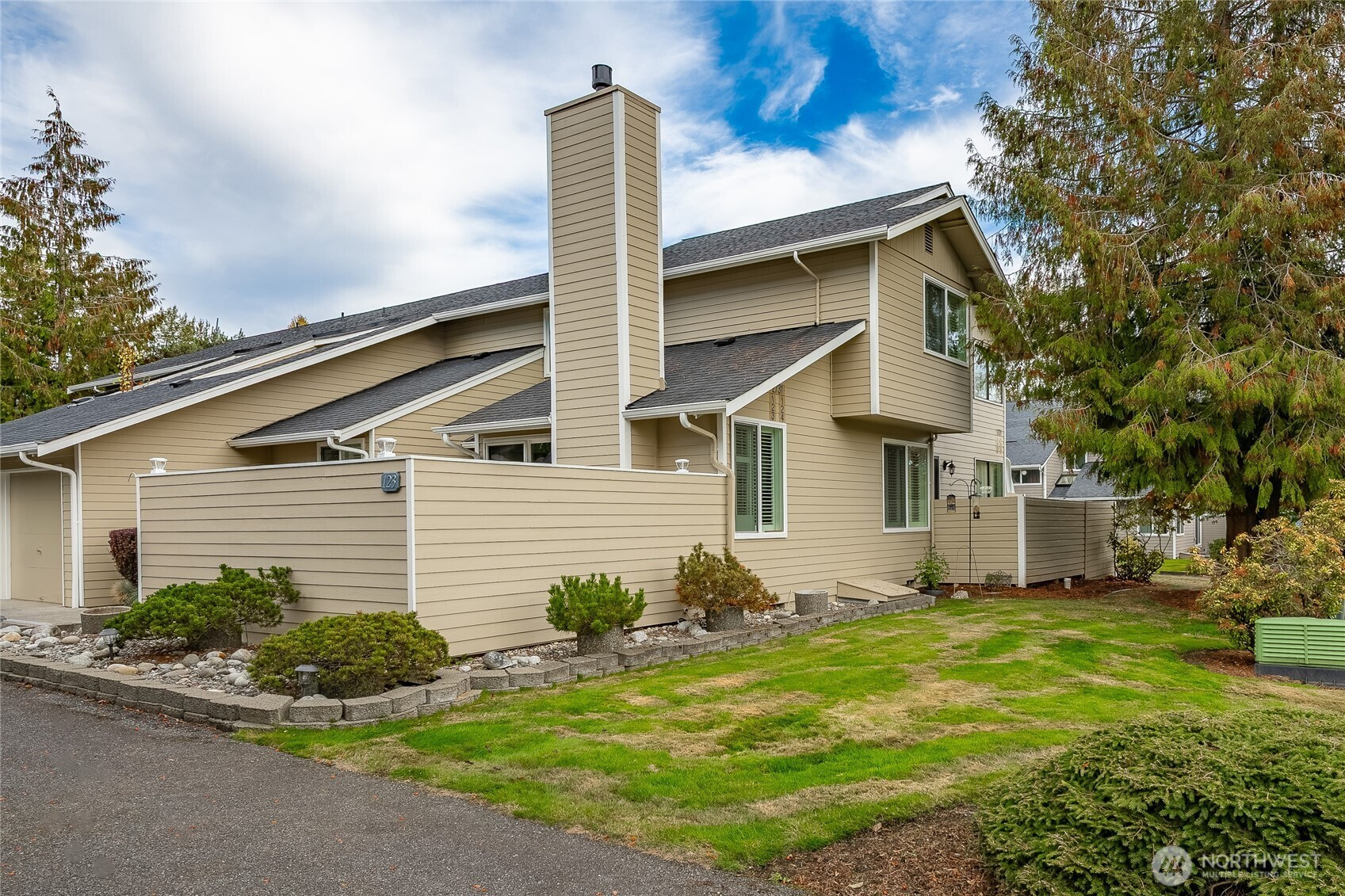 2731 Firwood Lane, Mount Vernon, WA 98273
