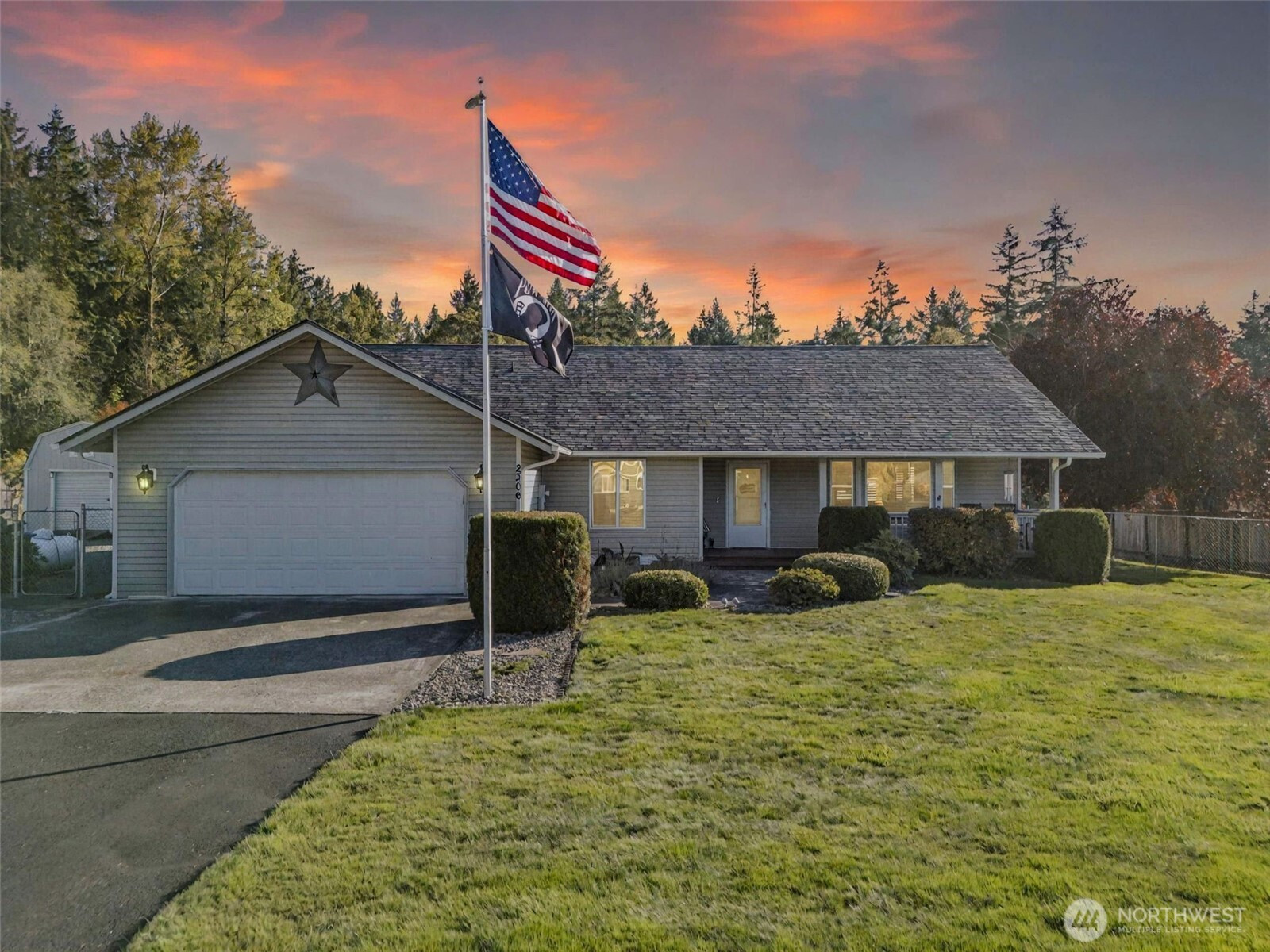 2306 215th Street E, Spanaway, WA 98387