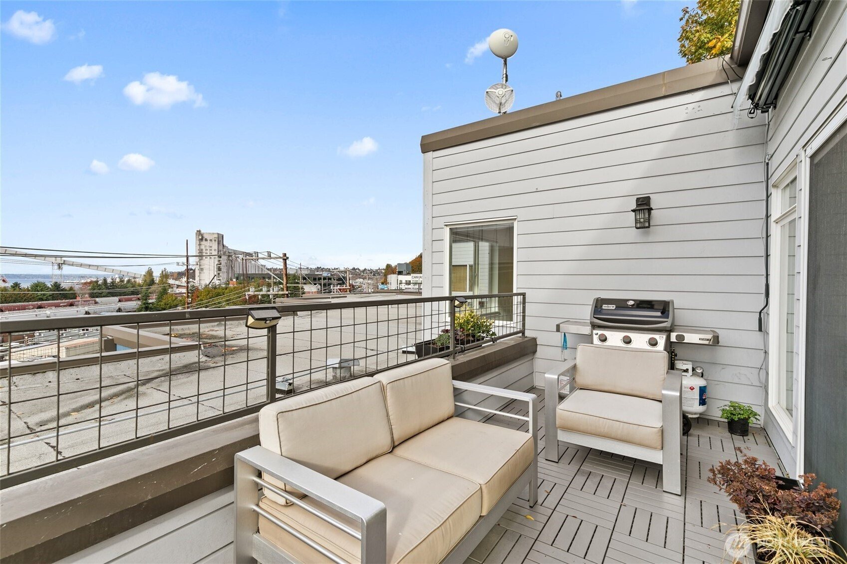 500 Elliott Avenue W, Seattle, WA 98119