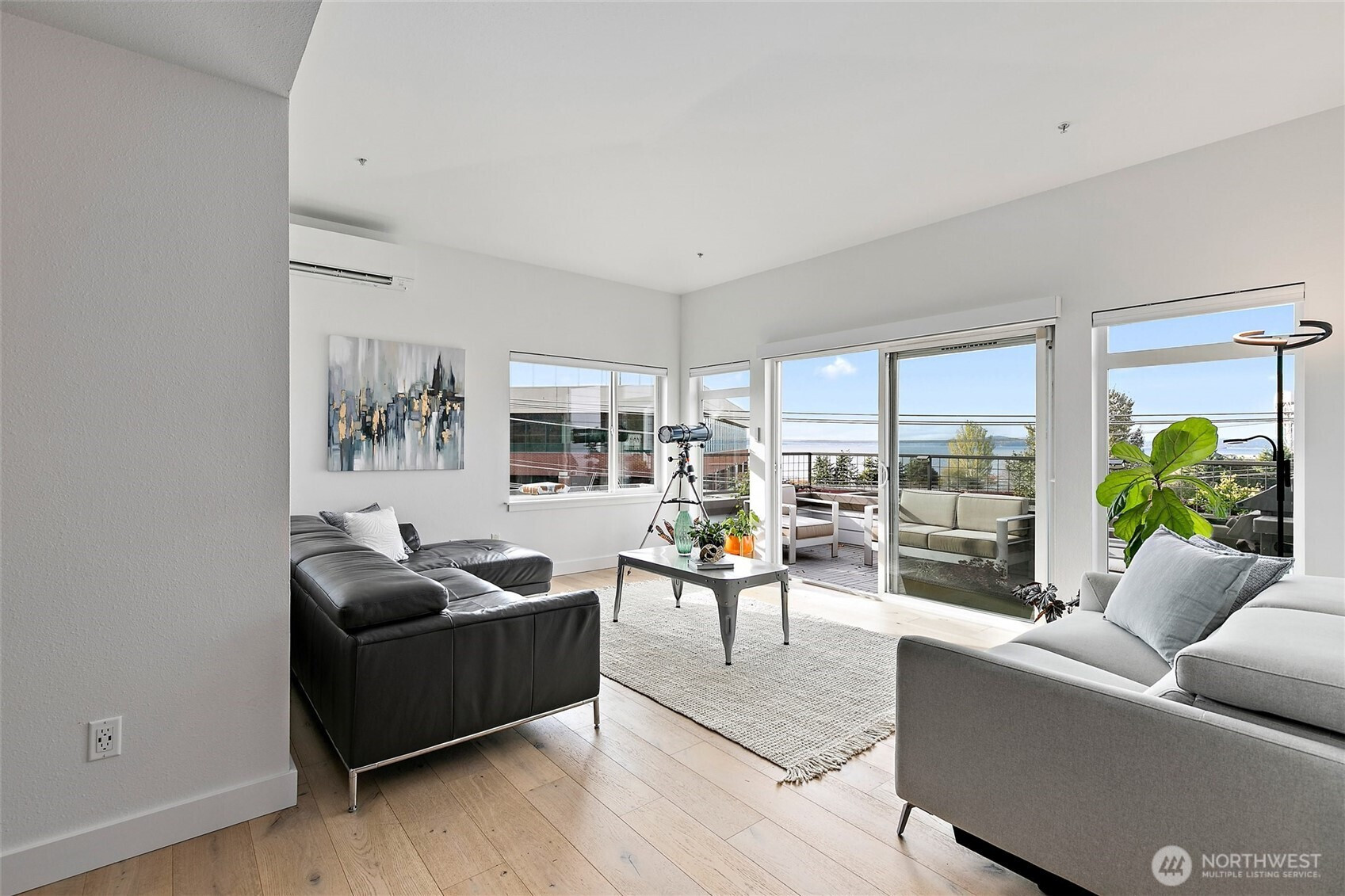 500 Elliott Avenue W, Seattle, WA 98119