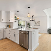 500 Elliott Avenue W, Seattle, WA 98119