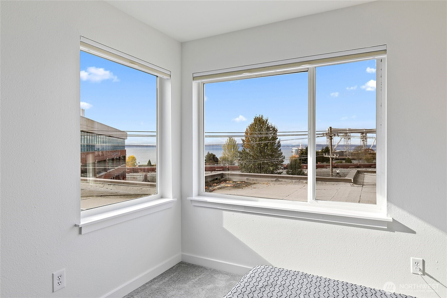 500 Elliott Avenue W, Seattle, WA 98119