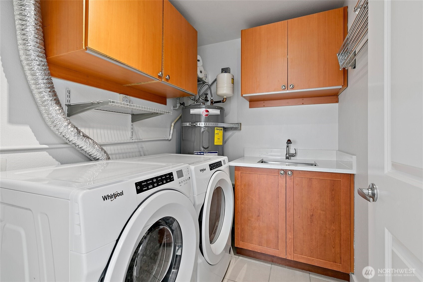 500 Elliott Avenue W, Seattle, WA 98119