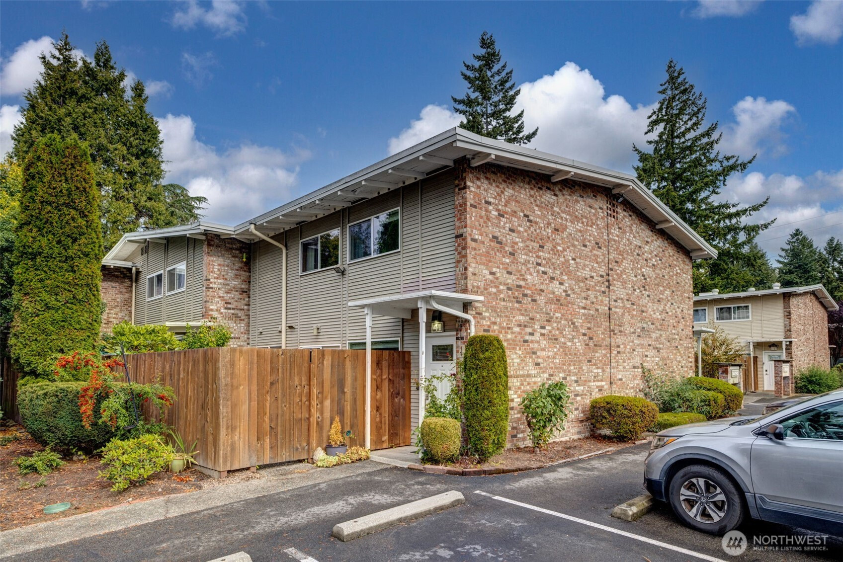 12240 SE 60th Street, Bellevue, WA 98006