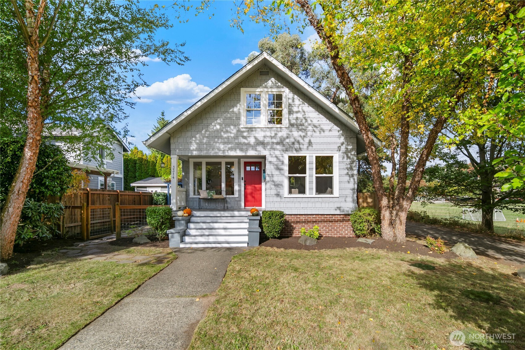 3314 W Armour Street, Seattle, WA 98199