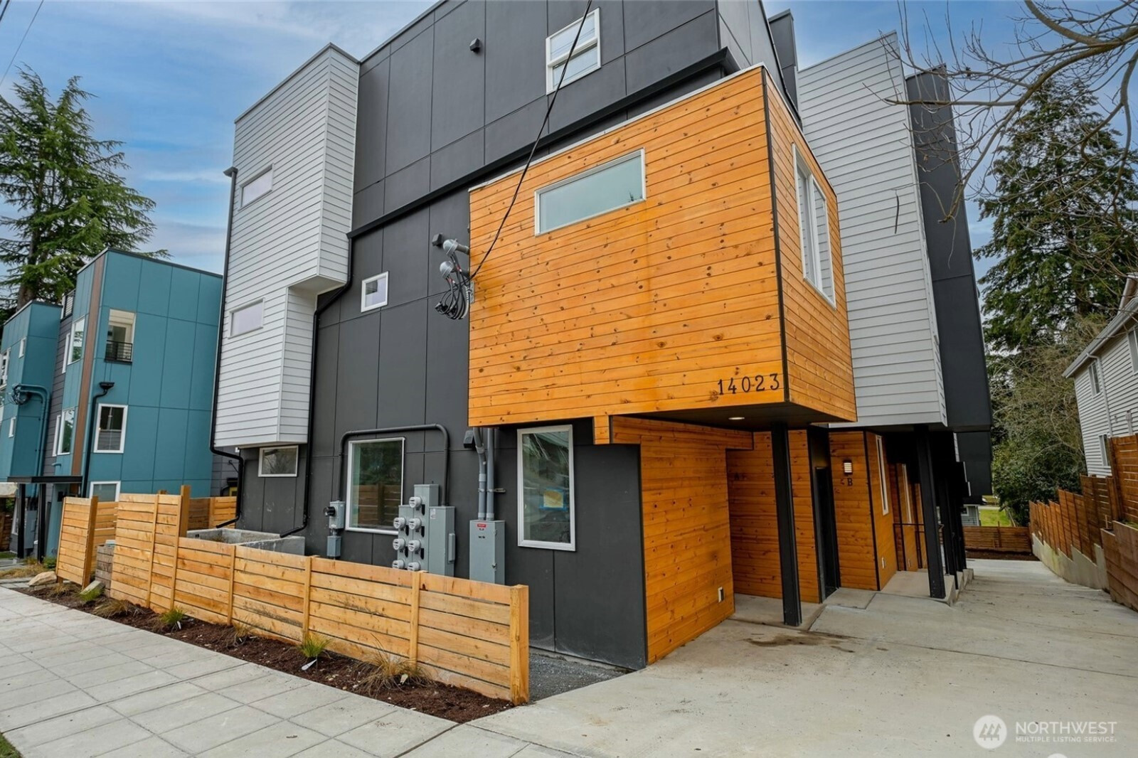 14023 Greenwood Avenue N, Seattle, WA 98133