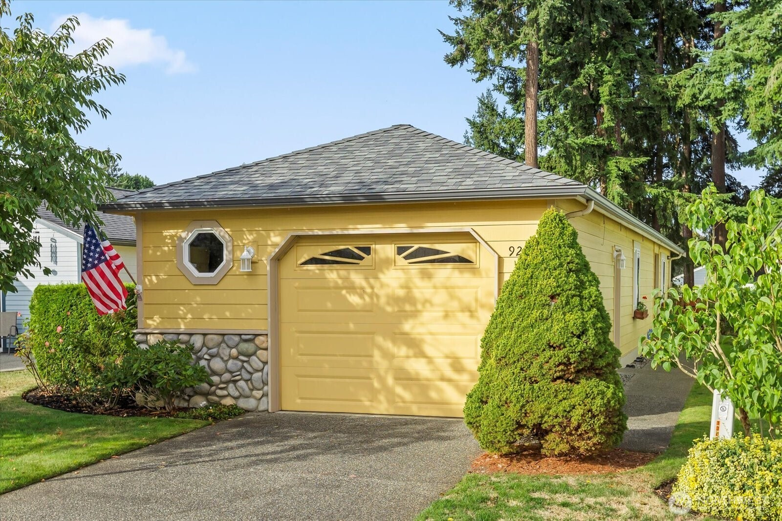 9230 45th Drive NE, Marysville, WA 98270