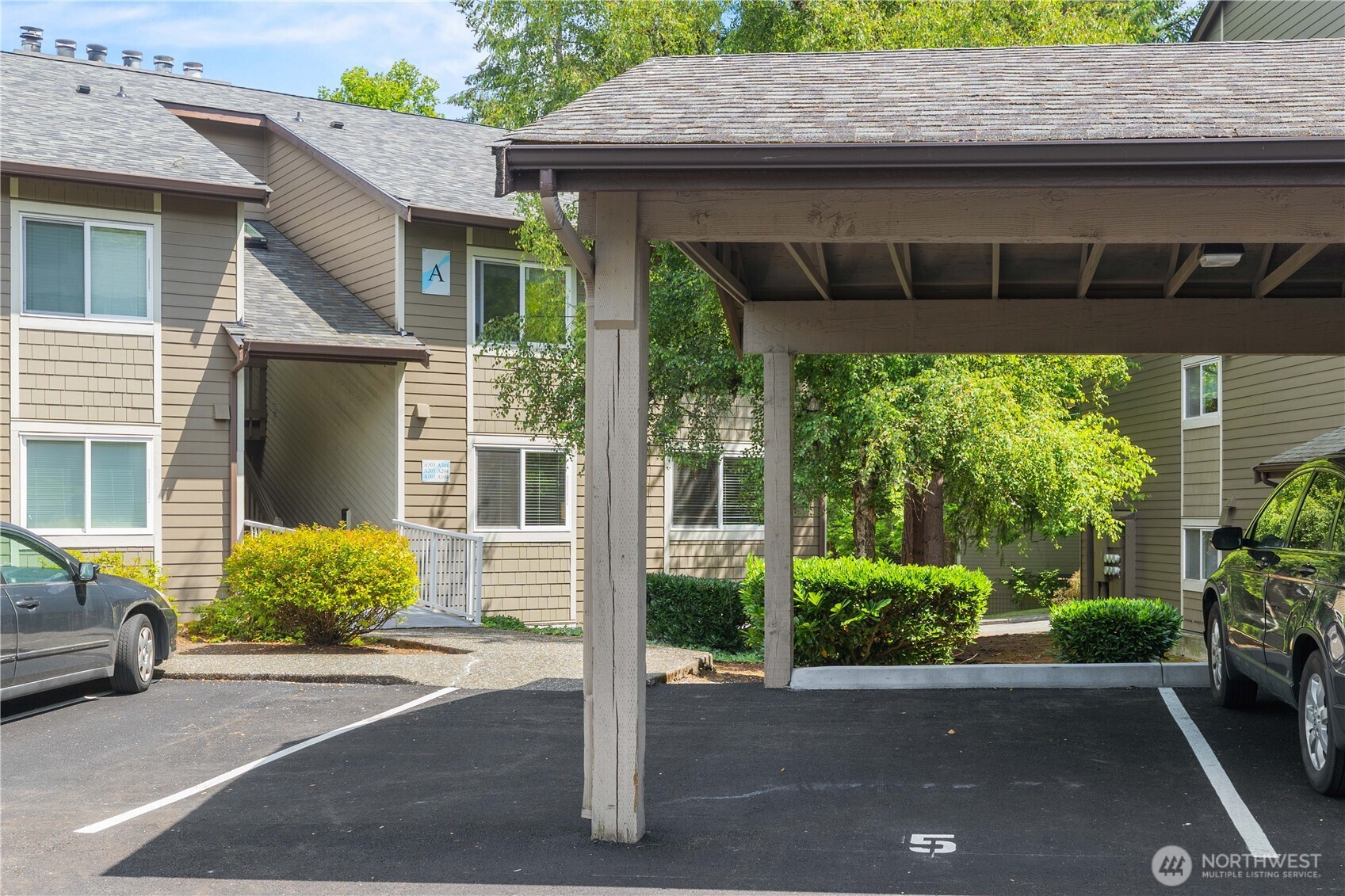 200 Mt Park Boulevard SW, Issaquah, WA 98027